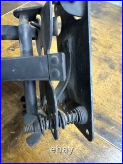 VINTAGE ALADDIN CABOOSE Railroad Kerosene Oil Lamp + Wall Mount Bracket Flexible