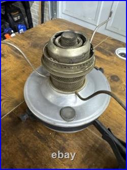 VINTAGE ALADDIN CABOOSE Railroad Kerosene Oil Lamp + Wall Mount Bracket Flexible