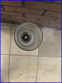 VINTAGE ALADDIN CORINTHIAN MOONSTONE OIL LAMP Model B burner