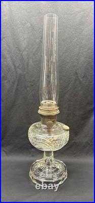 VINTAGE ALADDIN OIL LAMP CLEAR WASHINGTON DRAPE NU-TYPE MODEL B BURNER, Model B