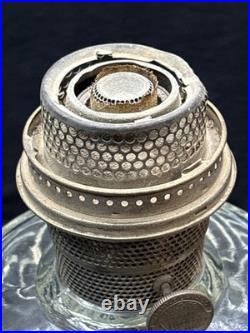 VINTAGE ALADDIN OIL LAMP CLEAR WASHINGTON DRAPE NU-TYPE MODEL B BURNER, Model B
