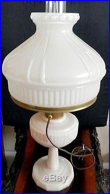 VINTAGE ALADDIN TALL LINCOLN DRAPE ALACITE TABLE LAMP BURNER CHIMNEY