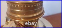 VINTAGE BRASS ALADDIN No. 23 OIL LAMP BODY Glass Great Condition (B5)