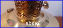 VINTAGE BRASS ALADDIN No. 23 OIL LAMP BODY Glass Great Condition (B5)