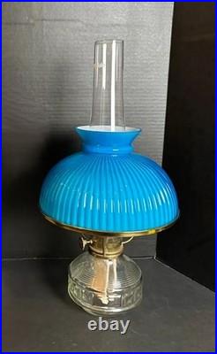 VNTG Aladdin Model 23 Clear Glass Oil Lamp, Colonial Squares Font, Blue ribbed