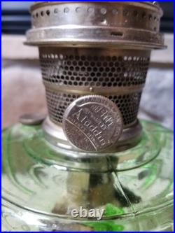 VTG 1934 Aladdin Model B 108 Green Uranium Glass Beta Crystal Cathedral Oil Lamp