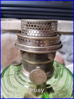VTG 1934 Aladdin Model B 108 Green Uranium Glass Beta Crystal Cathedral Oil Lamp