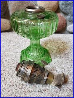 VTG 1934 Aladdin Model B 108 Green Uranium Glass Beta Crystal Cathedral Oil Lamp