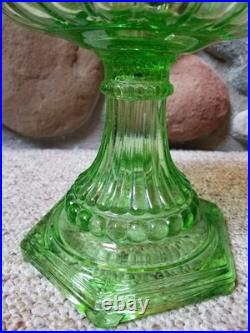 VTG 1934 Aladdin Model B 108 Green Uranium Glass Beta Crystal Cathedral Oil Lamp