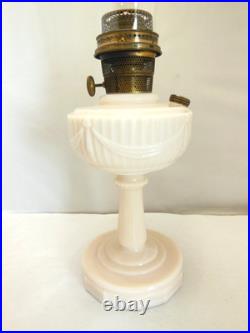VTG 1940's ALADDIN LIGHT PINK ALACITE GLASS OIL LAMP MODEL B TALL LINCOLN DRAPE