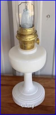 VTG ALADDIN ALACITE SIMPLICITY White Lamp WithEverything New Except The Oil Cap