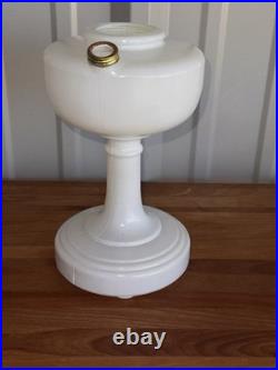 VTG ALADDIN ALACITE SIMPLICITY White Lamp WithEverything New Except The Oil Cap