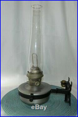 VTG ALADDIN CABOOSE KEROSENE MANTLE LAMP With MOUNTING BRACKET & GLASS CHIMNEY