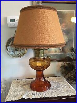 VTG ALADDIN MODEL 23 AMBER HEAVY GLASS SHORT LINCOLN DRAPE 12 OIL LAMP WithSHADE