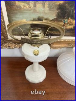 VTG Aladdin Electric Model-B Tall Lincoln Drape Alacite Lamp Uranium Glows