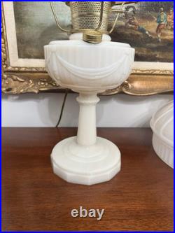 VTG Aladdin Electric Model-B Tall Lincoln Drape Alacite Lamp Uranium Glows