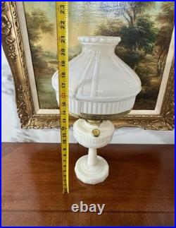 VTG Aladdin Electric Model-B Tall Lincoln Drape Alacite Lamp Uranium Glows