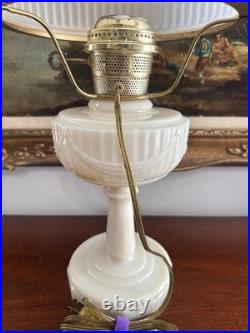 VTG Aladdin Electric Model-B Tall Lincoln Drape Alacite Lamp Uranium Glows