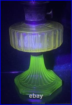 VTG Aladdin Lincoln Drape Oil Lamp-Sun Lavender/Green Uranium Glass 24 w Lox On
