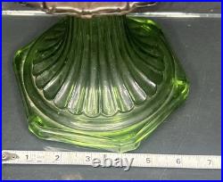 VTG Aladdin Lincoln Drape Oil Lamp-Sun Lavender/Green Uranium Glass 24 w Lox On