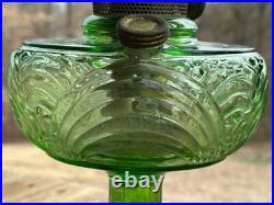 VTG Aladdin Nu-Type Model B Washington Drape Uranium Green Glass Oil Lamp, Glows VTG Aladdin Nu-Type Model B Washington Drape Uranium Green Glass Oil Lamp, Glows