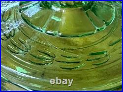 VTG Aladdin Nu-Type Model B Washington Drape Uranium Green Glass Oil Lamp, Glows