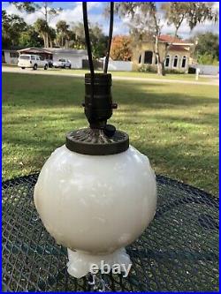 VTG Antique Converted Oil Kerosene alacite & Boudior Finial Electric base Lamp