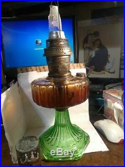 VTG GLASS ALADDIN NU TYPE MODEL B KEROSENE OIL MANTLE LAMP works