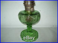 Vintage 1930's Green Washington Drape Aladdin Table oil /kerosene Lamp