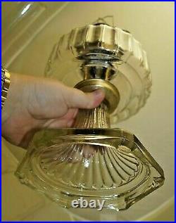 Vintage 1935-1936 Aladdin Corinthian Clear Oil Kerosene Lamp & Chimney