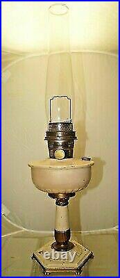 Vintage 1935-1936 Aladdin Oriental Ivory Painted Oil Kerosene Lamp With Chimney