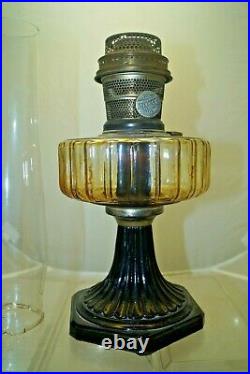 Vintage 1935 36 Aladdin Corinthian Clear & Black Oil Kerosene Lamp & Chimney