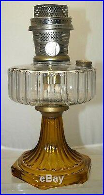 Vintage 1935 36 Aladdin Crystal / Amber Base B106 Corinthian Kerosene Oil Lamp