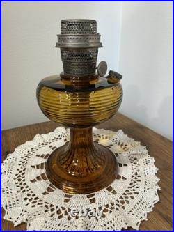 Vintage 1937-1938 Aladdin B-82 Amber Crystal Beehive Oil Kerosene Lamp