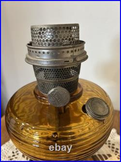 Vintage 1937-1938 Aladdin B-82 Amber Crystal Beehive Oil Kerosene Lamp