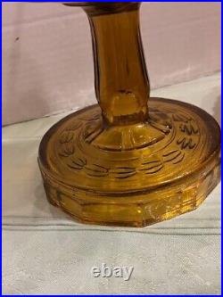 Vintage 1939 Aladdin B-55 Amber Plain Stem Washington Drape Oil Lamp with Shade