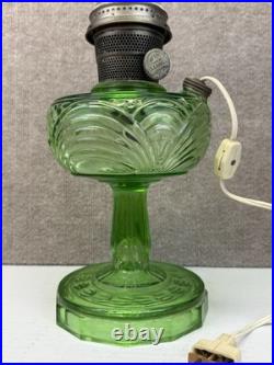 Vintage 1939 Aladdin Green Glass Washington Drape Nu-Type B Lamp Electrified