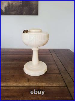 Vintage 1940's Aladdin Model B-75 Alacite Uranium Tall Lincoln Drape Oil Lamp