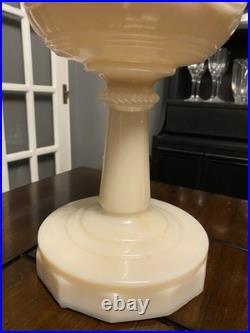 Vintage 1940s Aladdin B-75 Tall Lincoln Drape Alacite Oil Lamp -Type B / Heeless Vintage 1940s Aladdin B-75 Tall Lincoln Drape Alacite Oil Lamp -Type B / Heeless