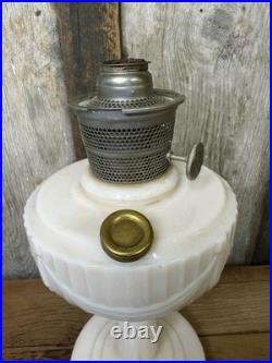 Vintage 1940s Aladdin Model B Tall Ivory Alacite Lincoln Drape Kerosene Oil Lamp
