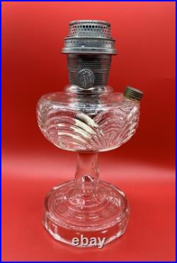 Vintage 1941 Aladdin Washington Drape Oil Lamp B 53 with Shade