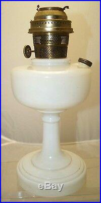 Vintage 1948 53 Aladdin White Pearlized Simplicity Kerosene Oil Table Lamp