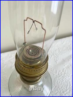 Vintage #23 ALADDIN Colonial Shelf Table Kerosene Lamp Signed Chimney