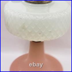 Vintage ALADDIN B-91 QUILT OIL LAMP WHITE MOONSTONE / ROSE MOONSTONE