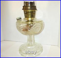 Vintage ALADDIN Glass Washington Drape Oil-Kerosene Lamp B-53 Model-B Burner