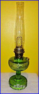 Vintage ALADDIN KEROSENE OIL LAMP GREEN WASHINGTON DRAPE, CROWS FEET, PLAIN STEM