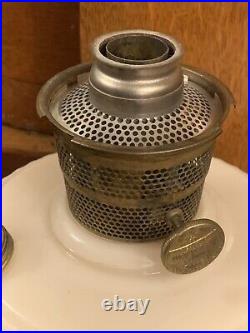 Vintage Aladdin 1939 Model B-60 Alacite Lincoln Drape Glass Oil Lamp (2E)