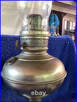 Vintage Aladdin 22 Inches Tall Antique Brass Or Nickel Plated Oil Lamp Beautiful