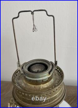 Vintage Aladdin 23 Kerosene Oil Lamp Daisies & Wheat Milk Glass WithChimney 1970's