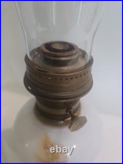 Vintage Aladdin 23 Kerosene Oil Lamp Daisies & Wheat Milk Glass WithChimney 1970's